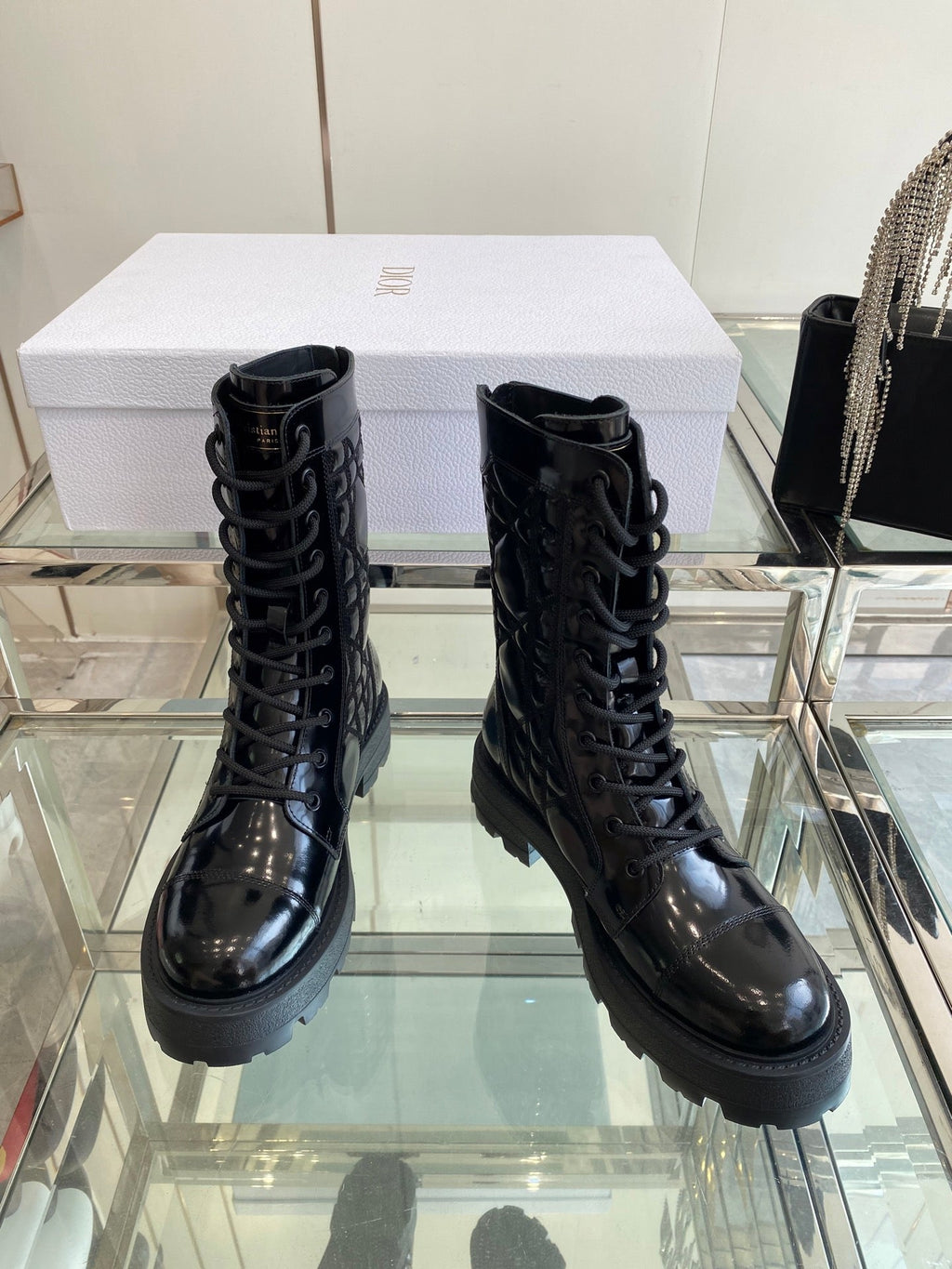DIOR 25S D-UNIT ANKLE BOOT IN BLACK QUILTED CANNAGE CALFSKIN