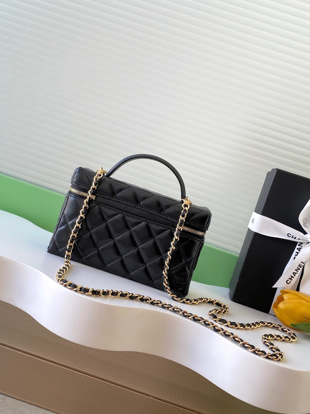 CHANEL 25S VANITY BAG 19 IN BLACK LAMBSKIN GOLD HARDWARE