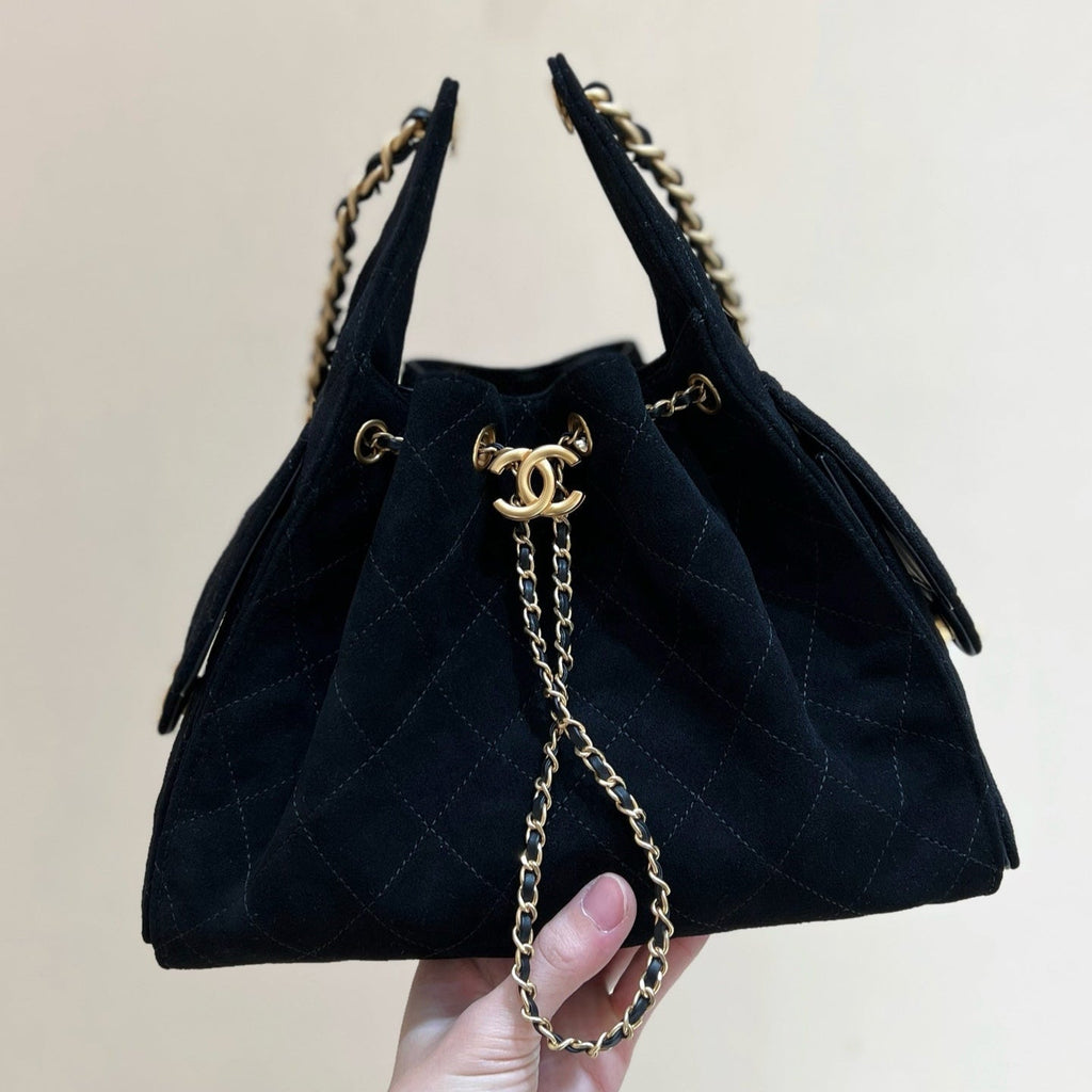 CHANEL 25 HANDBAG 30 IN BLACK SUEDE GOLD HARDWARE