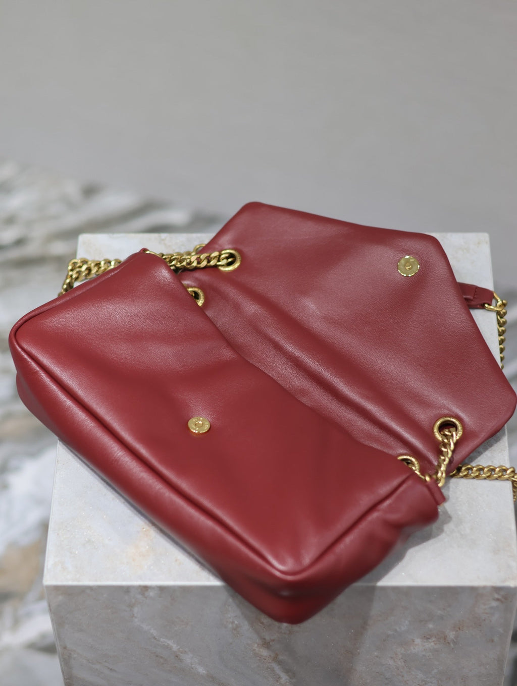 YSL 25S CALYPSO HANDBAG 26 IN BURGUNDY LAMBSKIN GOLD HARDWARE