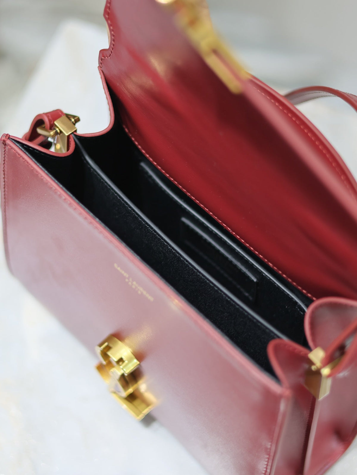 CASSANDRA MINI TOP HANDLE BAG 20 IN RED CALFSKIN GOLD HARDWARE