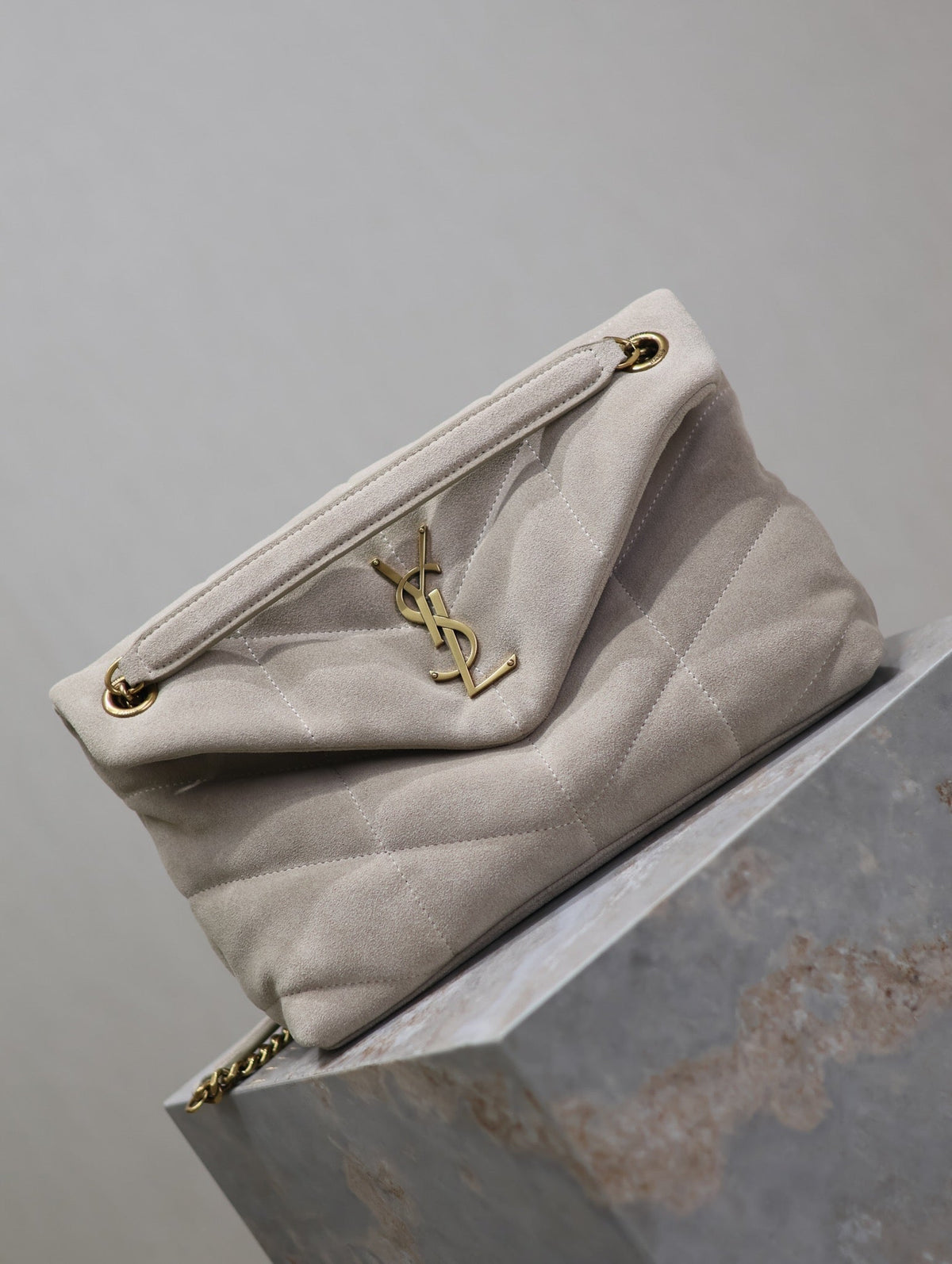 YSL 25S LOULOU PUFFER MM 29 IN SMOKEY TAUPE SUEDE GOLD HARDWRE