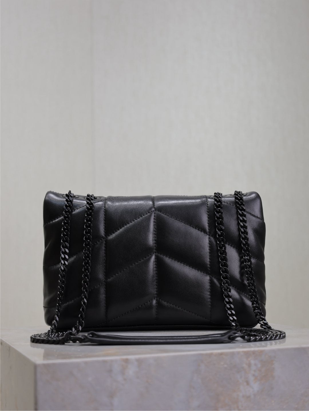 YSL 25S LOULOU PUFFER MINI 23 IN BLACK CALFSKIN BLACK HARDWARE